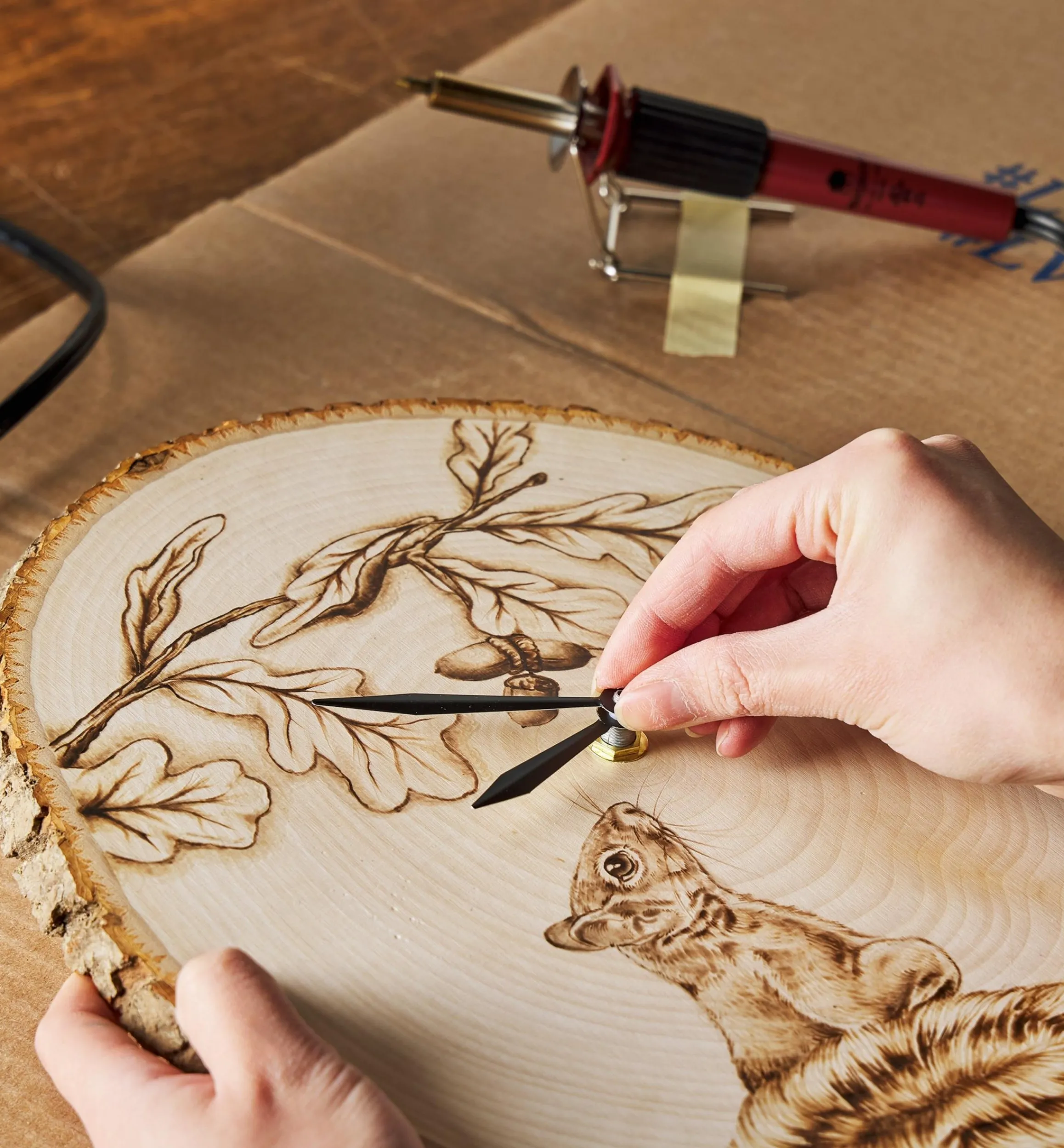 Lee Valley Supplies>Make It Yourself Pyrography Clock & Coasters Kit