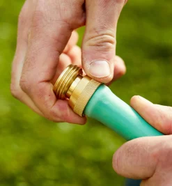 Lee Valley Hoses & Accessories><noscript><img width=