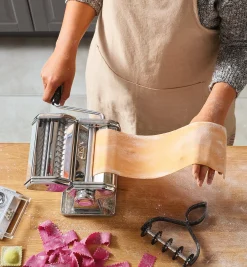 Lee Valley Pasta Making>Marcato Pasta Machine