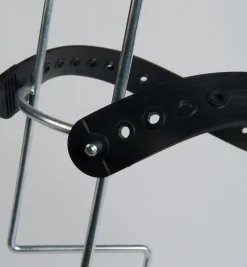 Lee Valley Home Maintenance>Michelangelo Paint Can Holders