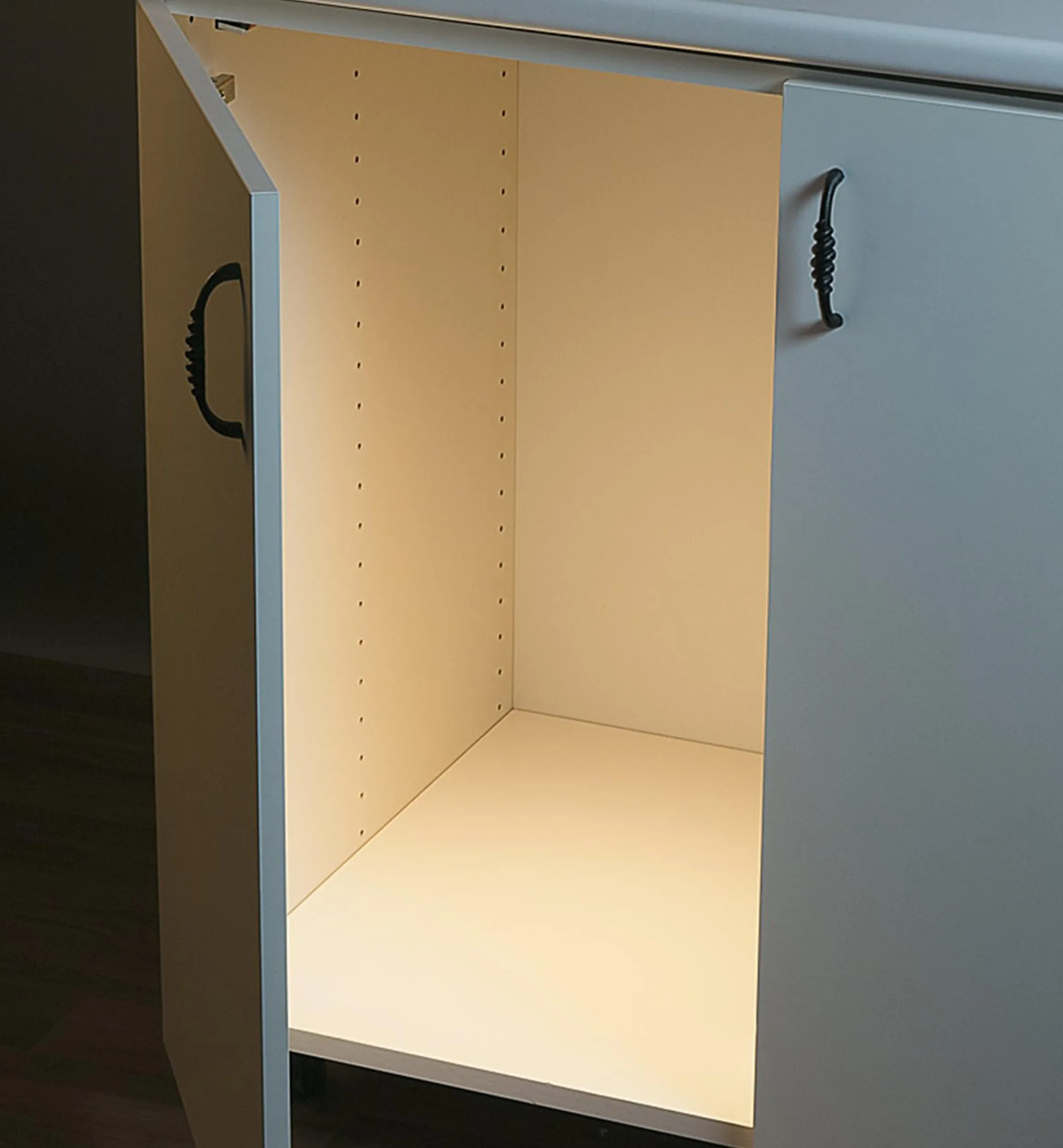 Lee Valley Lighting>Microswitch For LED Lighting