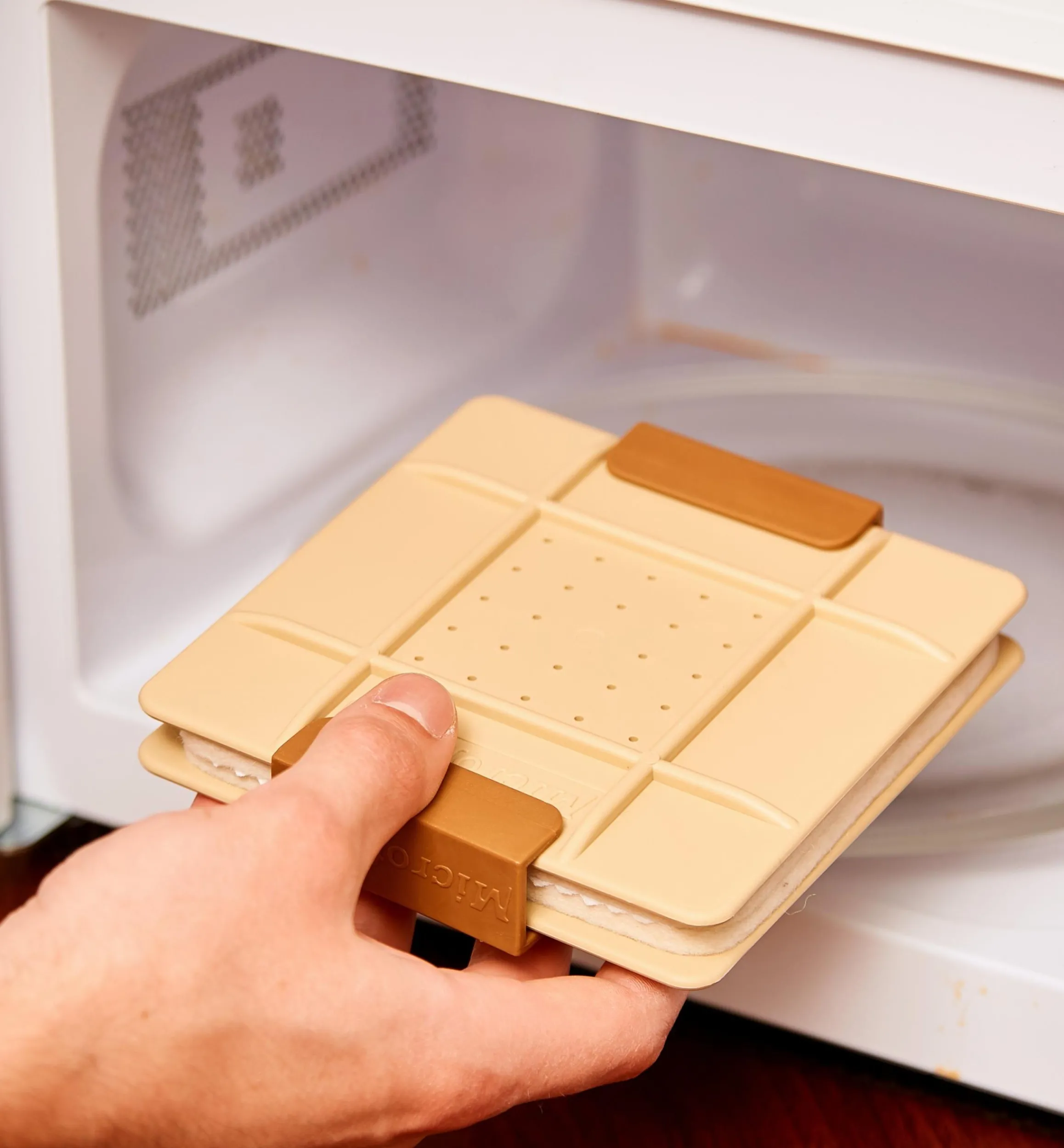 Lee Valley Toys & Games>Microwave Flower Press