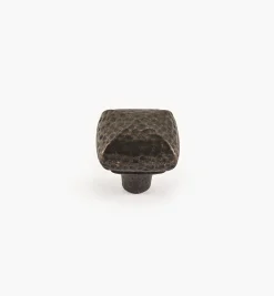 Lee Valley Knobs>Mountain Lodge Pyramid Knob