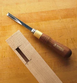 Lee Valley Hand Tools>Narex Corner Chisel