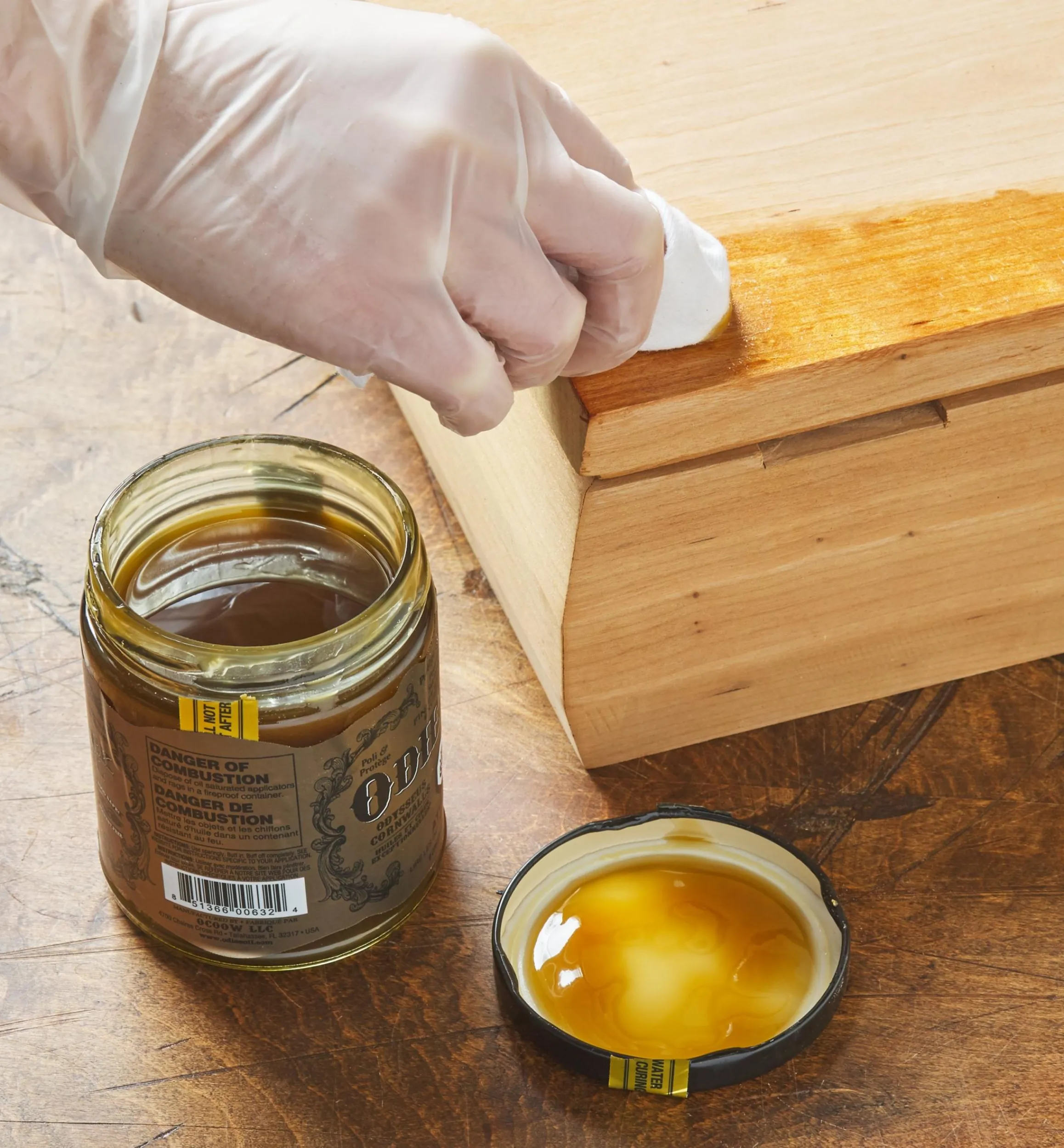 Lee Valley Supplies>Odie's Dark Oil