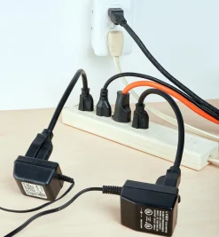 Lee Valley Power Cords & Bars>Outlet Extender