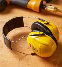 Lee Valley Safety Gear>Over-Ear Hearing Protectors
