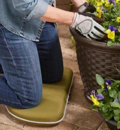 Lee Valley Garden Care>Oversize Foam Kneeler