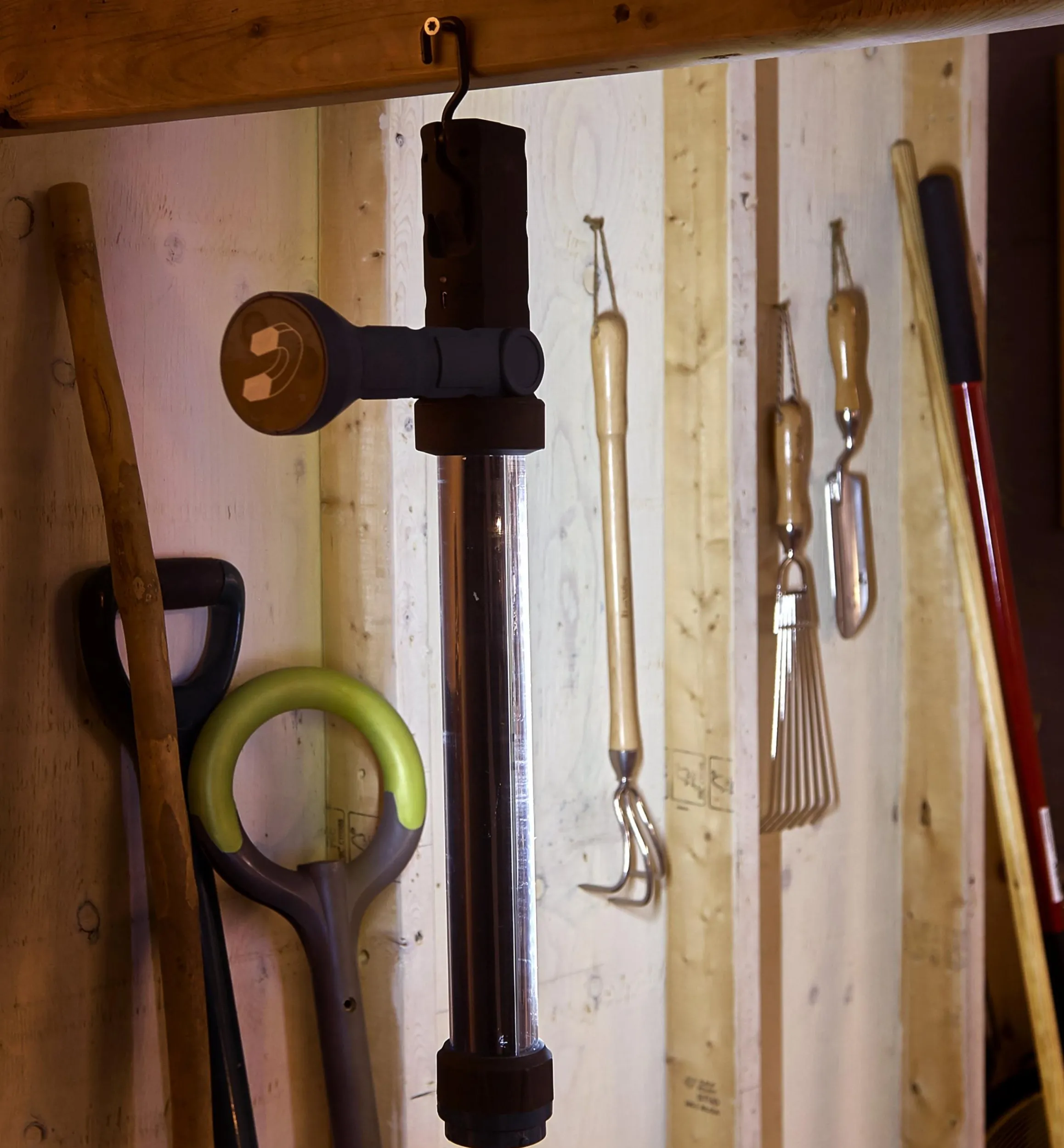 Lee Valley Lighting>Pair Of Multi-Function LED Tube Lights