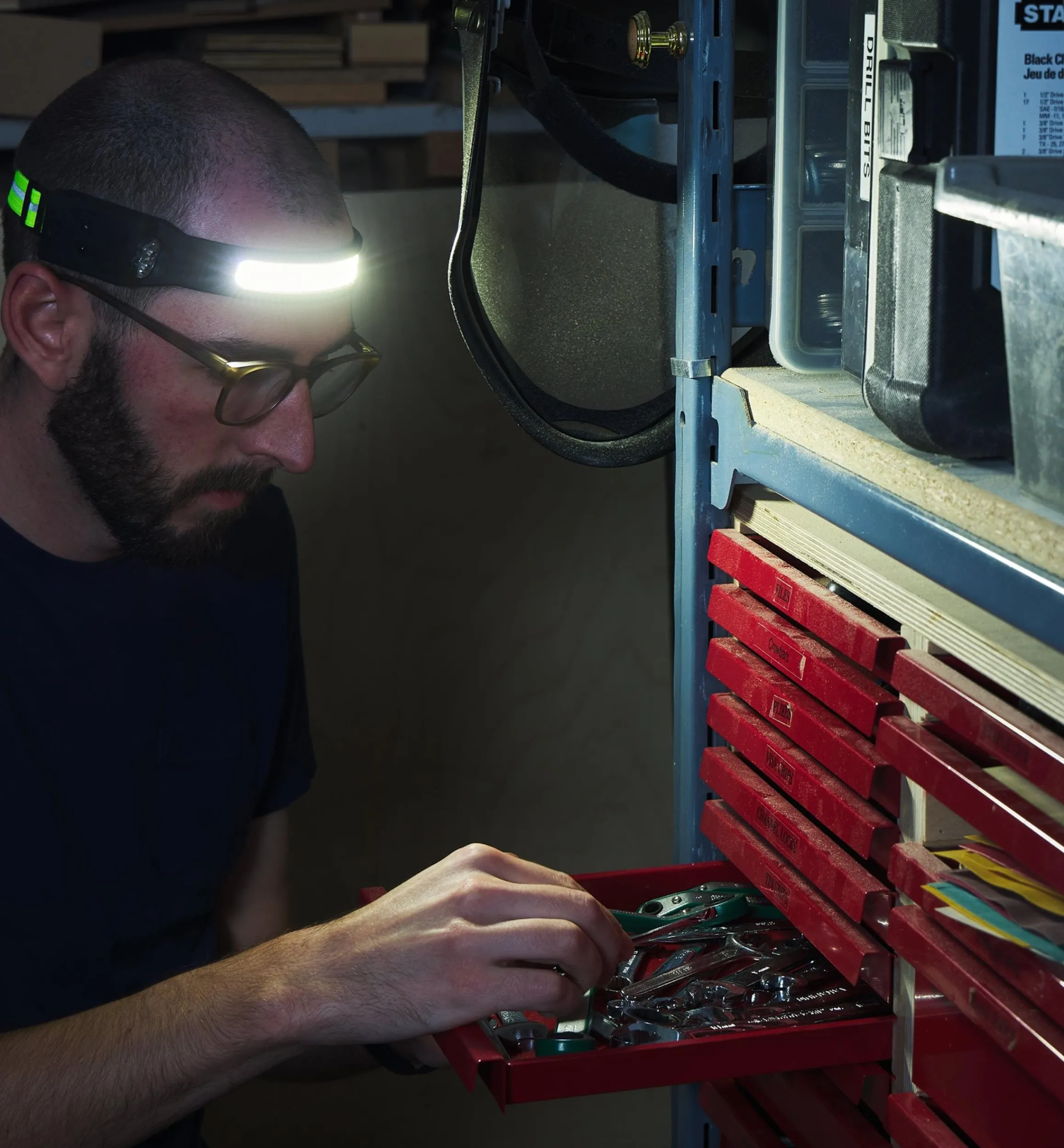 Lee Valley Lighting>Pair Of Rechargeable COB Headlamps