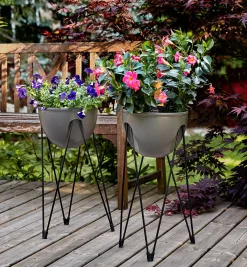Lee Valley Container Gardening>Pair Of Self-Watering Tripod Planters