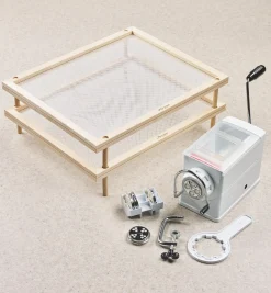 Lee Valley Pasta Making>Pasta-Making Set