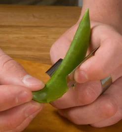 Lee Valley Peelers>Peapod Splitter