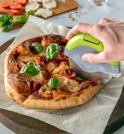 Lee Valley Kitchen Tools>Pizza Cutter