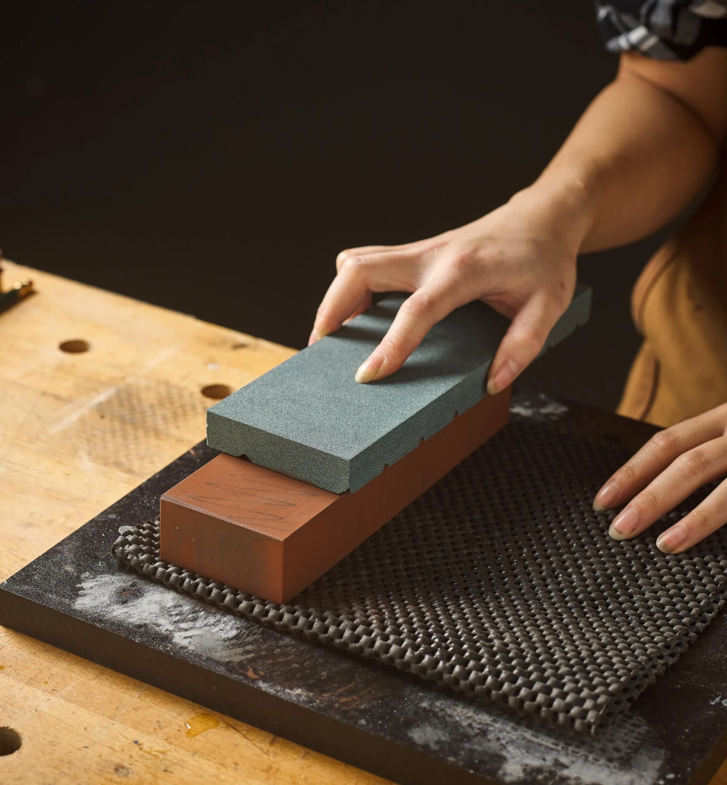 Lee Valley Sharpening>Pride Abrasive Truing Stone For Water Stones