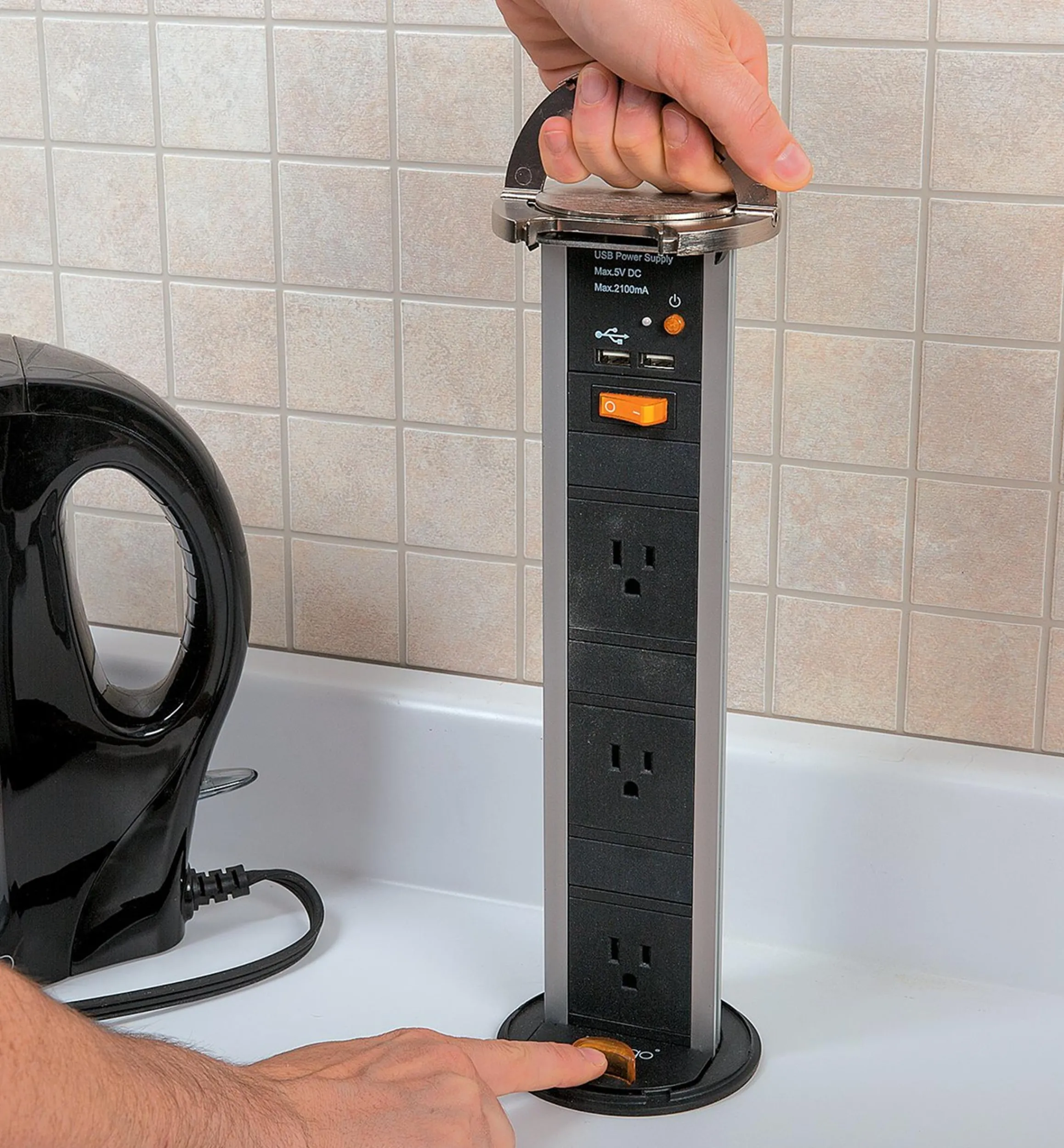 Lee Valley Power Cords & Bars>Pull-Out Power Bar