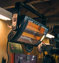 Lee Valley Workshop>Quartz Overhead Radiant Heater