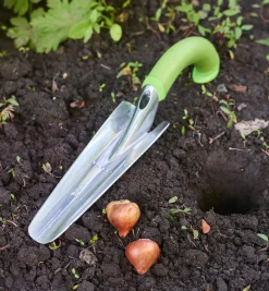 Lee Valley Garden Care>Radius Ergonomic Bulb Trowel