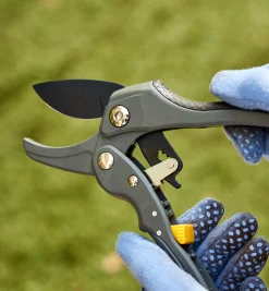 Lee Valley Pruners>Ratcheting Hand Pruner