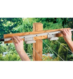 Lee Valley Laundry>Retractable Clothesline