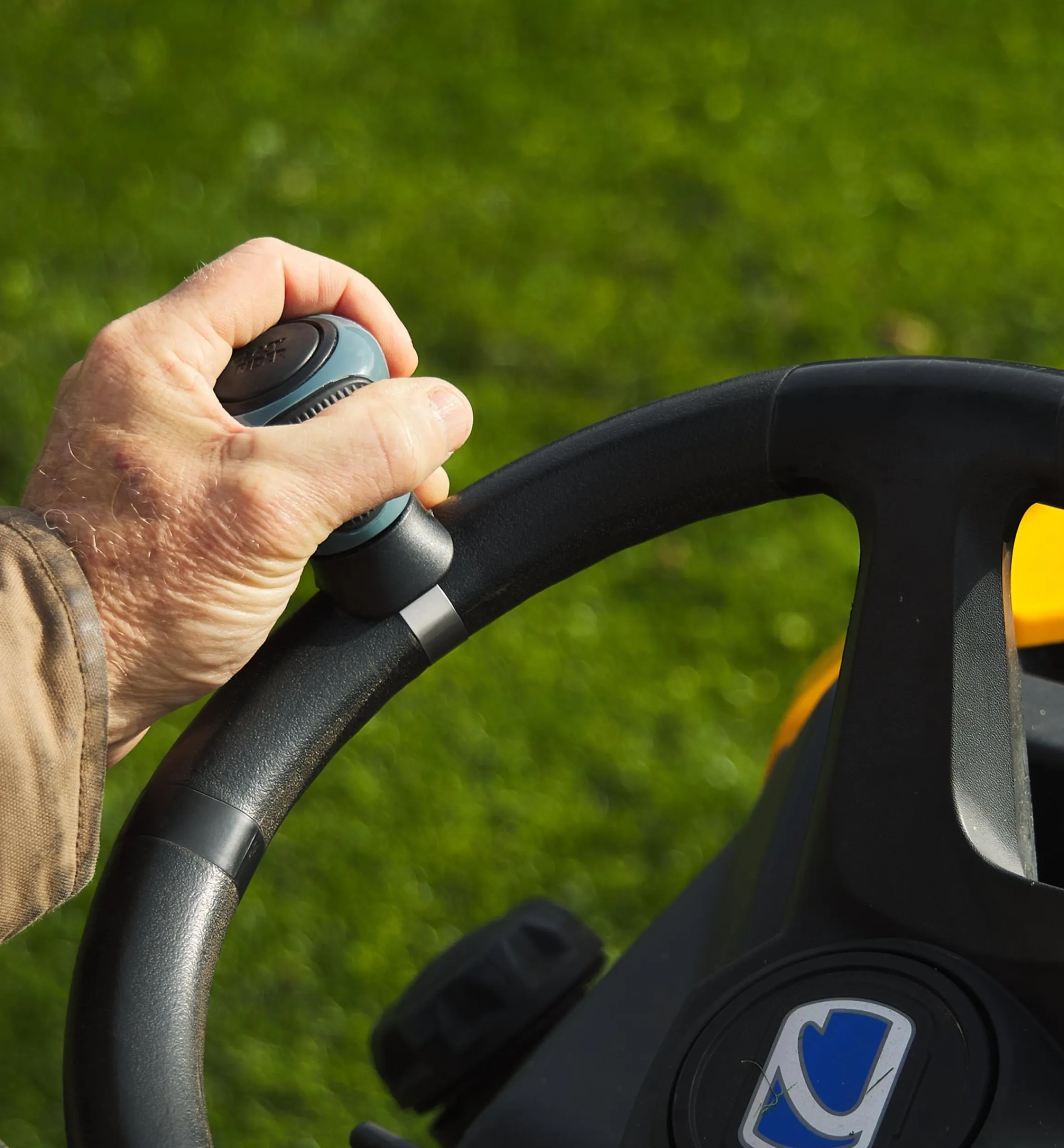 Lee Valley Mowers>Riding Mower Steering Knob