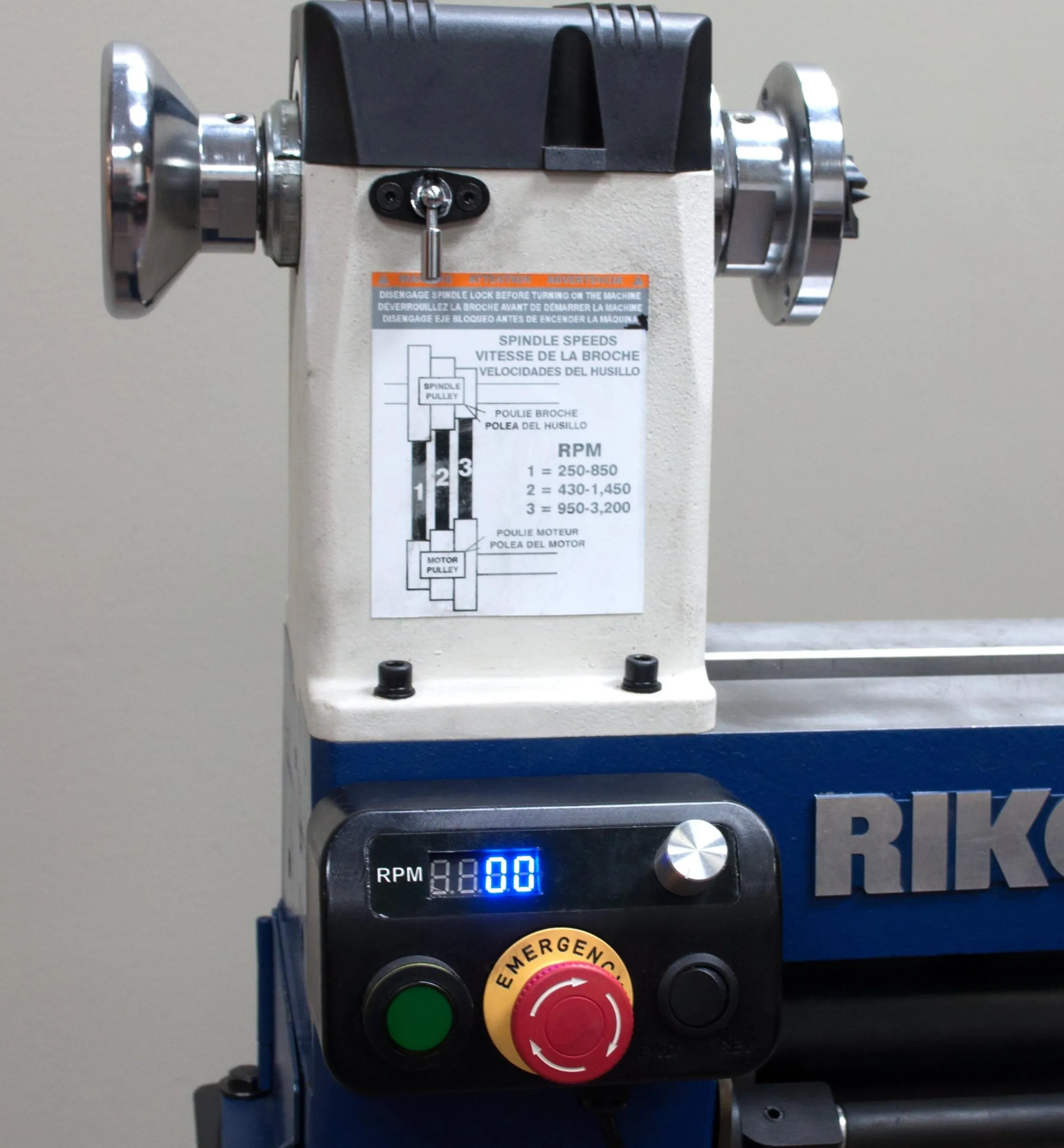 Lee Valley Power Tools>Rikon 12" × 16 1/2" Midi Lathe (70-150VSR)