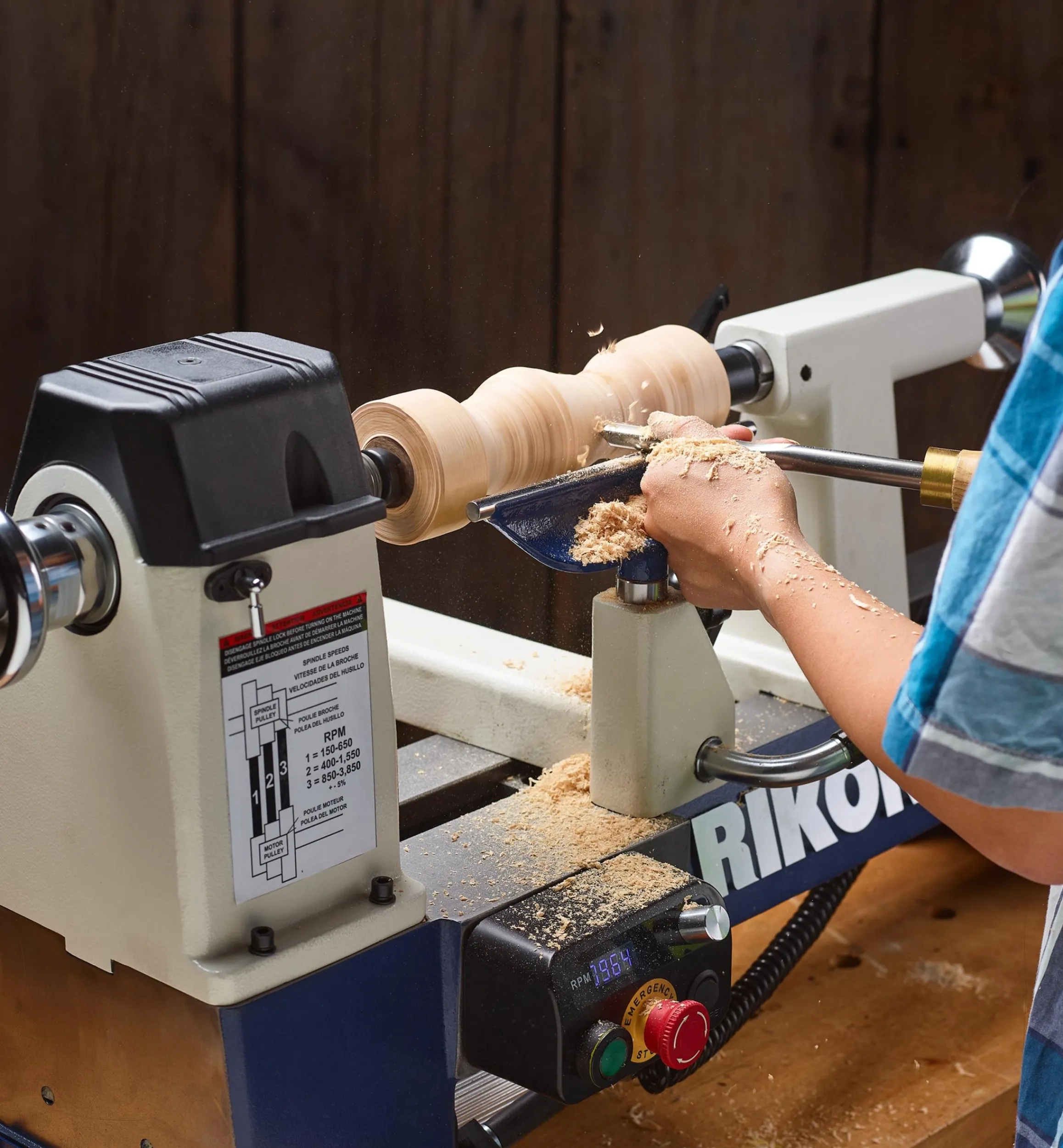 Lee Valley Power Tools>Rikon 14" × 20" Midi Lathe (70-1420VSR)