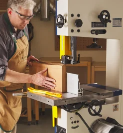 Lee Valley Power Tools>Rikon 18" Deluxe Bandsaw (Model 10-342)