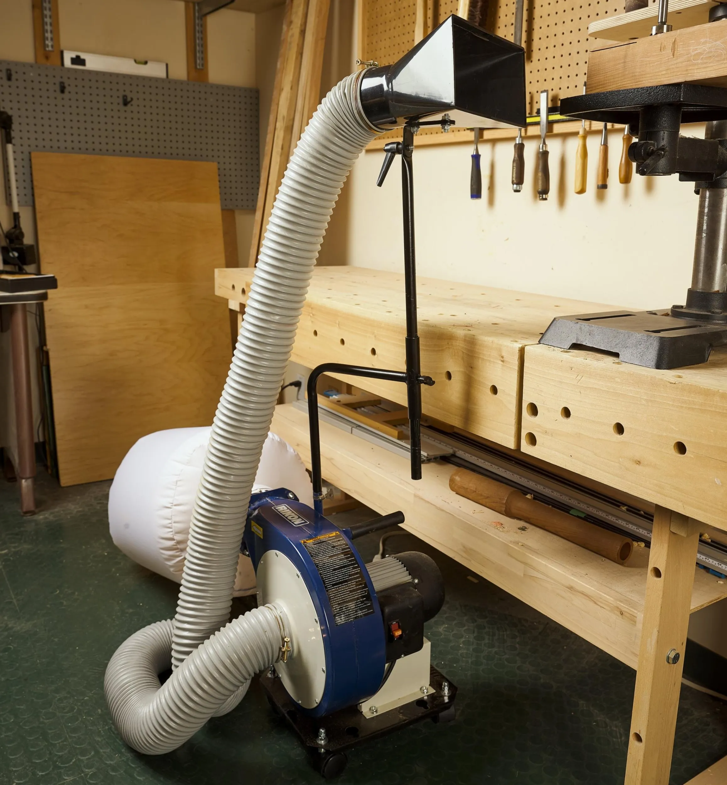 Lee Valley Workshop>Rikon 1 Hp Portable Dust Collector (Model 60-105)