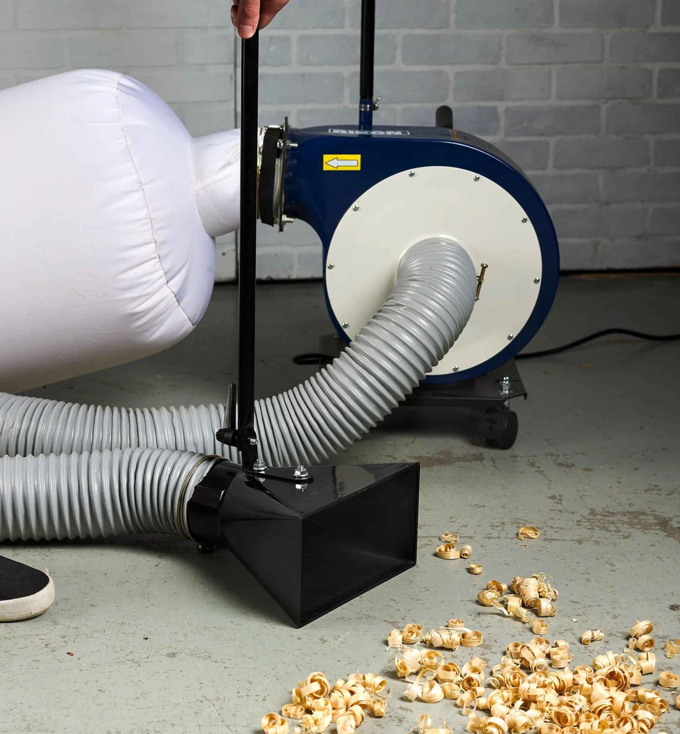 Lee Valley Workshop>Rikon 1 Hp Portable Dust Collector (Model 60-105)