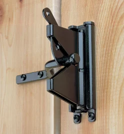 Lee Valley Outdoor Hardware>Self-Aligning Gate Latch
