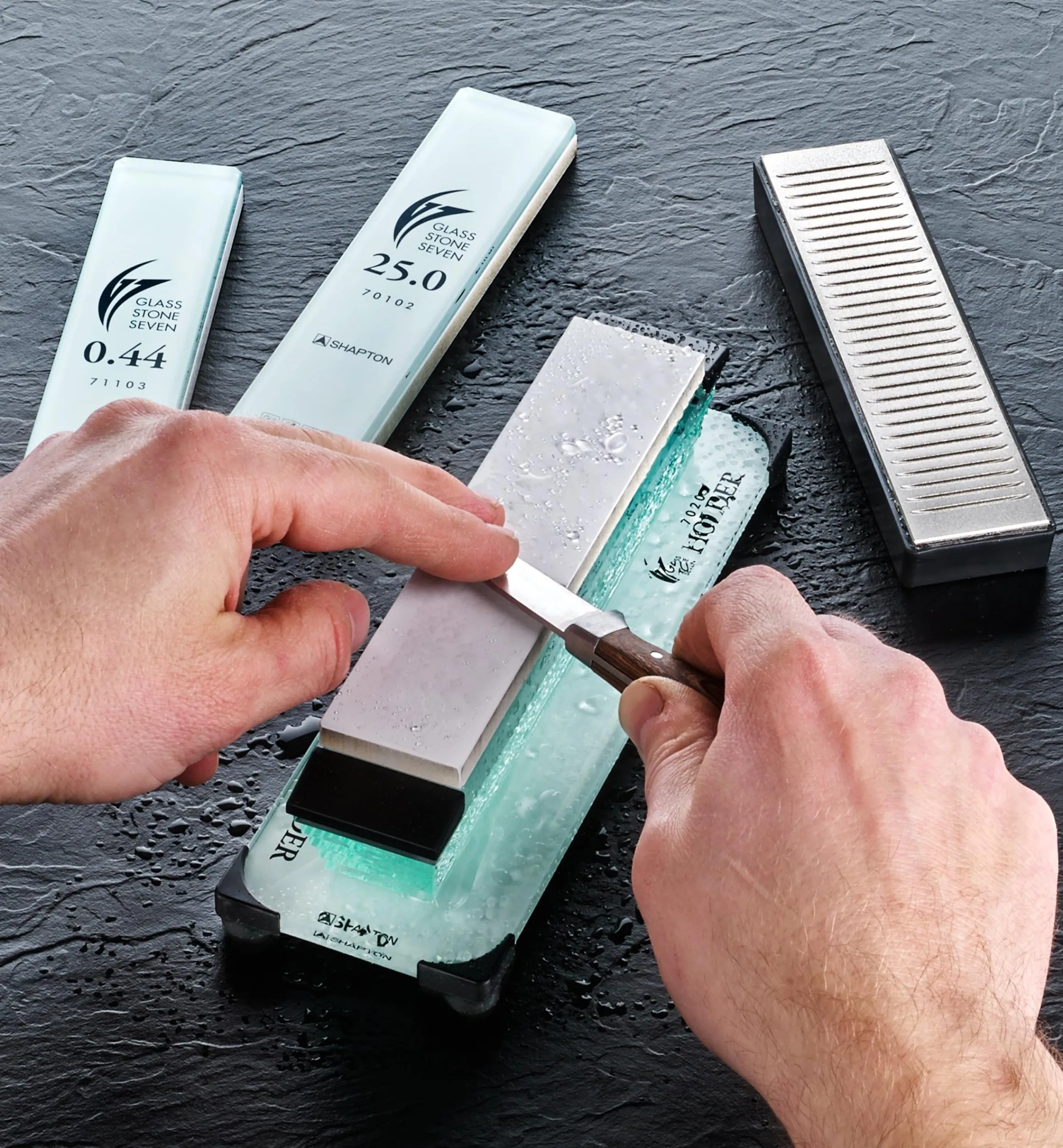Lee Valley Sharpening>Shapton GlassStone Seven (GS7) Knife Sharpening Kit