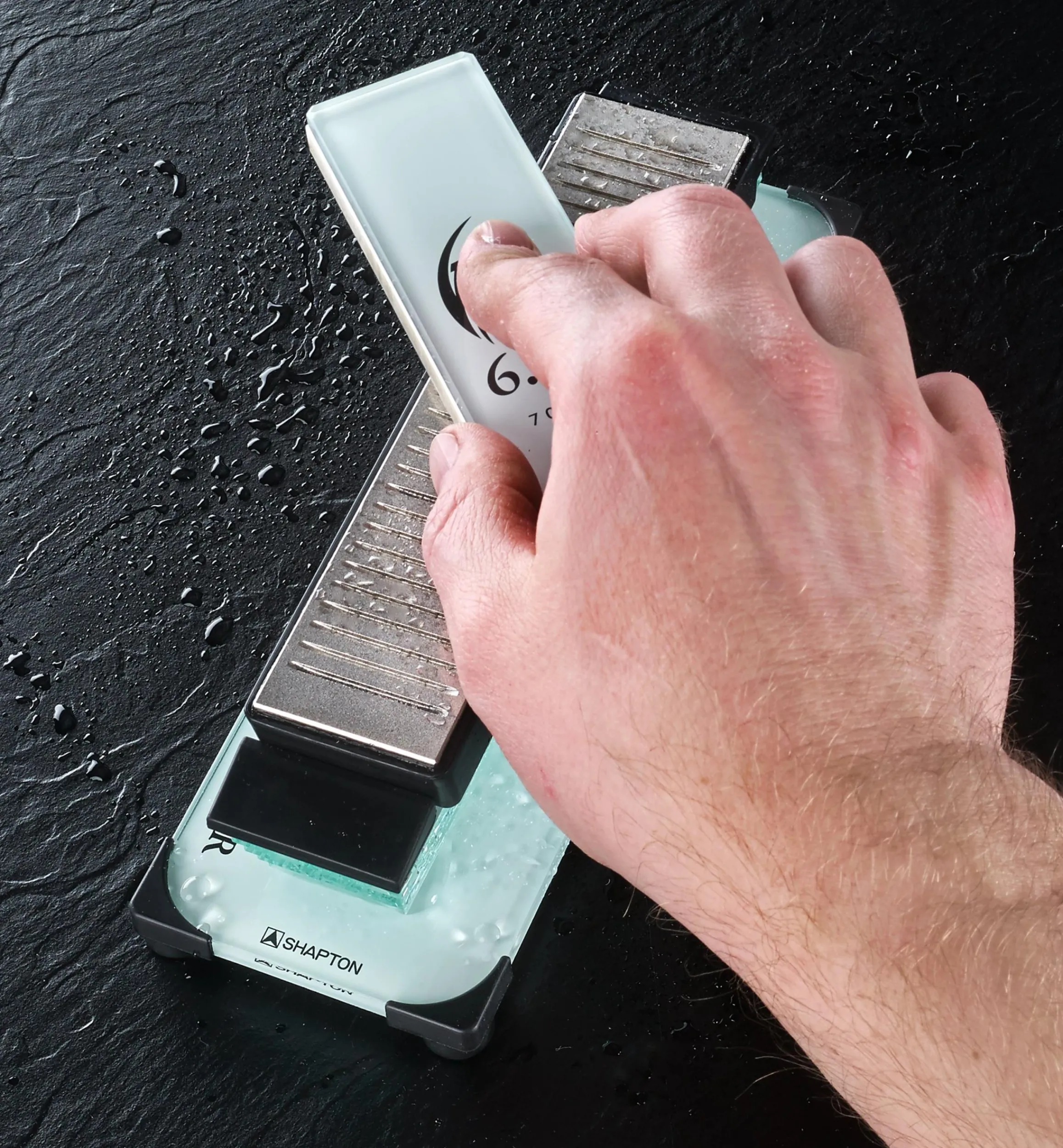 Lee Valley Sharpening>Shapton GlassStone Seven (GS7) Knife Sharpening Kit