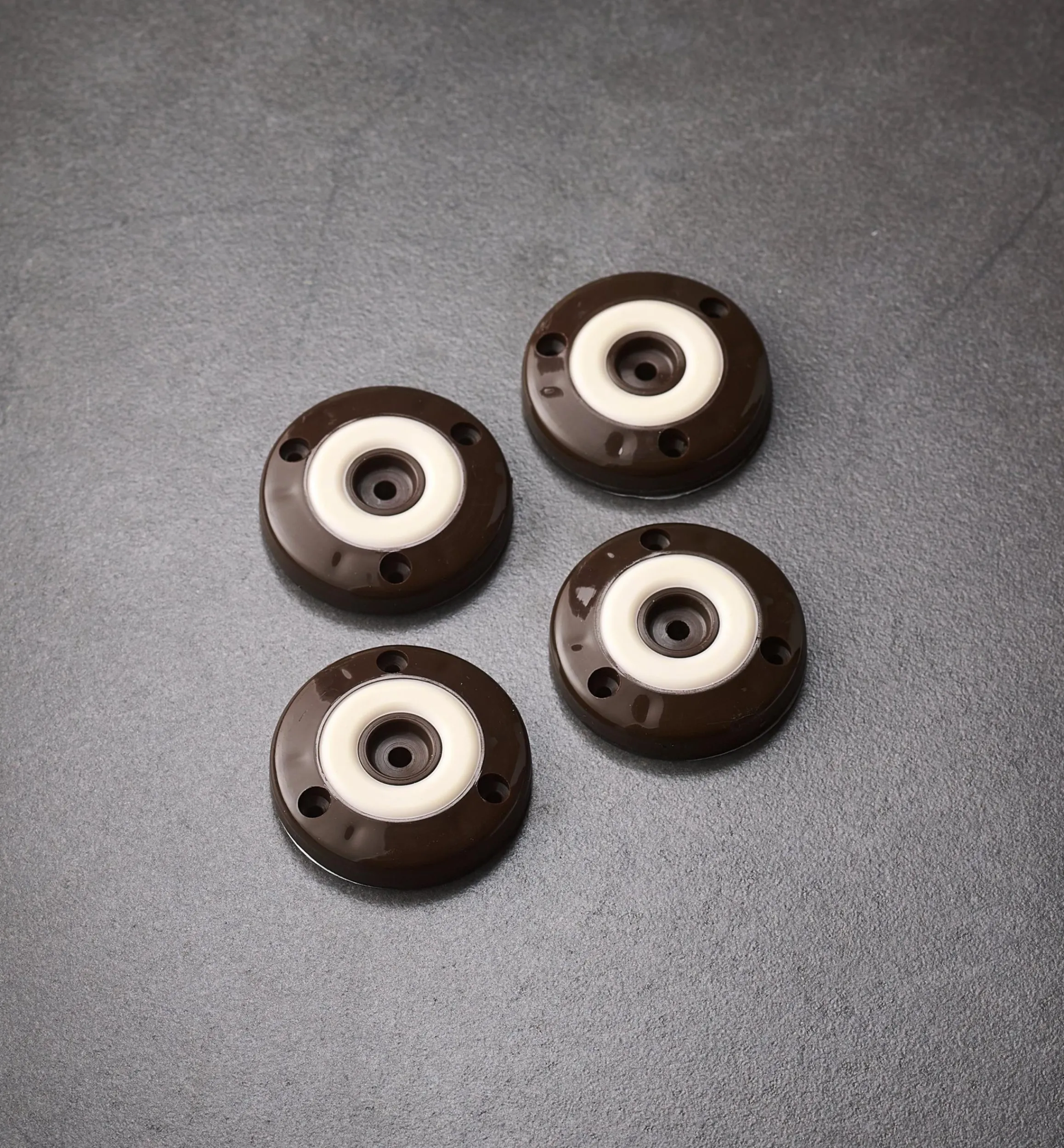 Lee Valley Glides>Slipstick Furniture Grippers, Chocolate Color