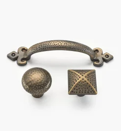 Lee Valley Knobs>Solid Brass Dimpled Round Knob