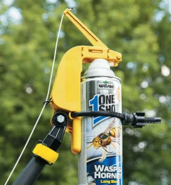 Lee Valley Pest Control>Spray-Can Pole Adapter