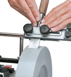 Lee Valley Sharpening>Square-Edge Jig For Chisels & Planes For Tormek T-4 & T-8 Machines