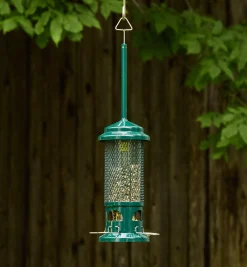 Lee Valley Birding>Squirrel Buster Standard Bird Feeder