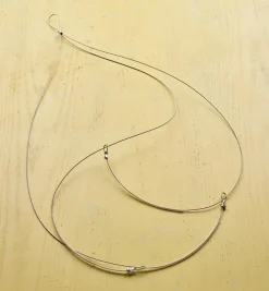 Lee Valley Container Gardening>Stainless-Steel Adjustable Pot Hanger