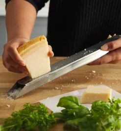 Lee Valley Kitchen Tools><noscript><img width=