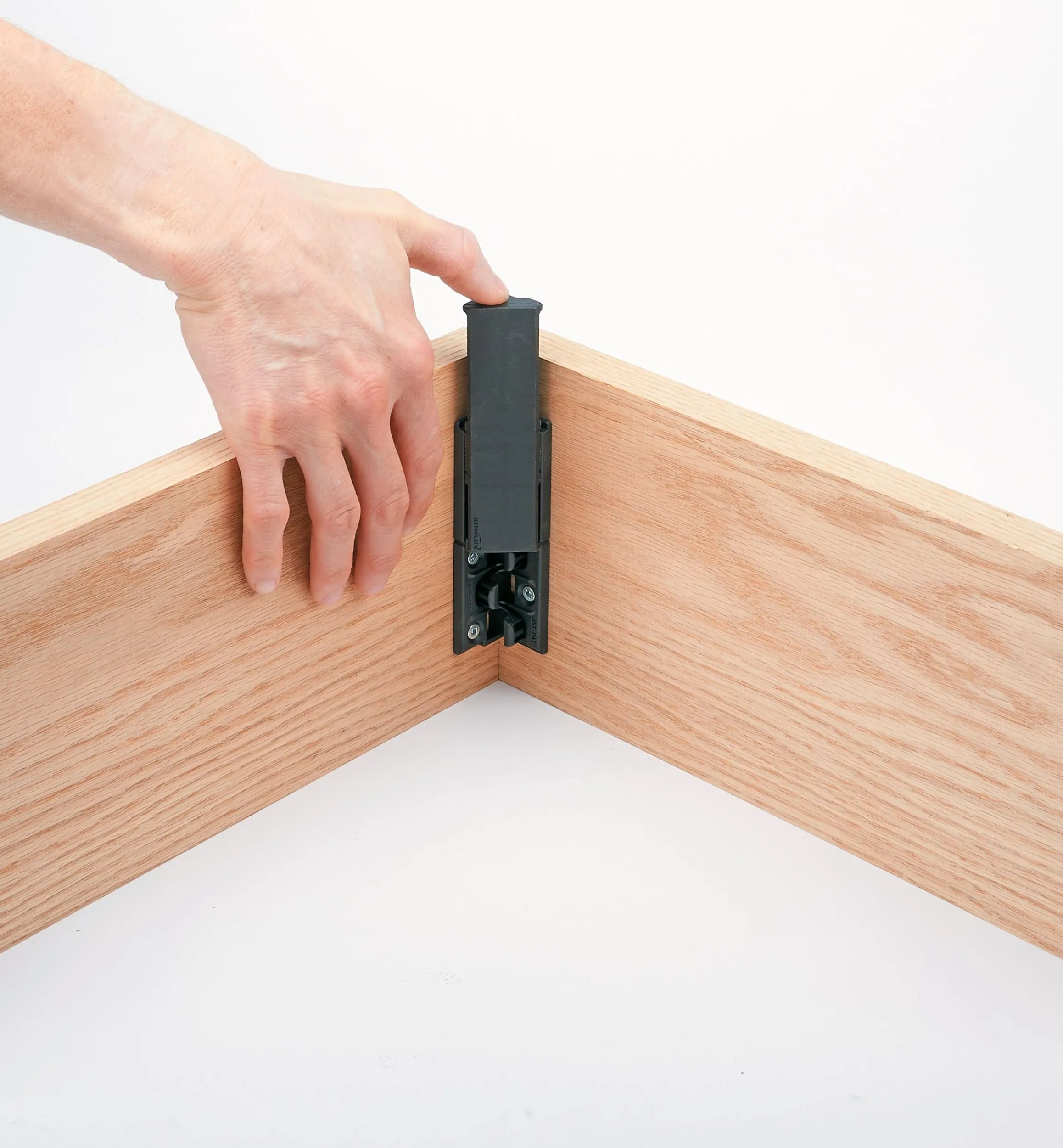 Lee Valley Fasteners>Striplox 90° Panel Connectors