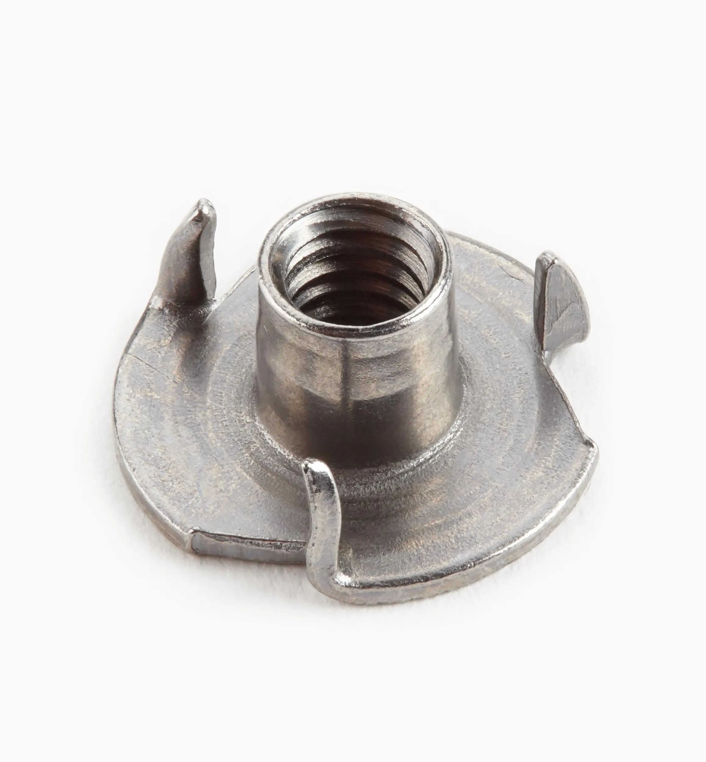 Lee Valley Jig & Fixture Parts>Three-Prong T-Nuts (1/4-20 Thread)