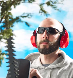 Lee Valley Safety Gear>Tinted Safety Glasses