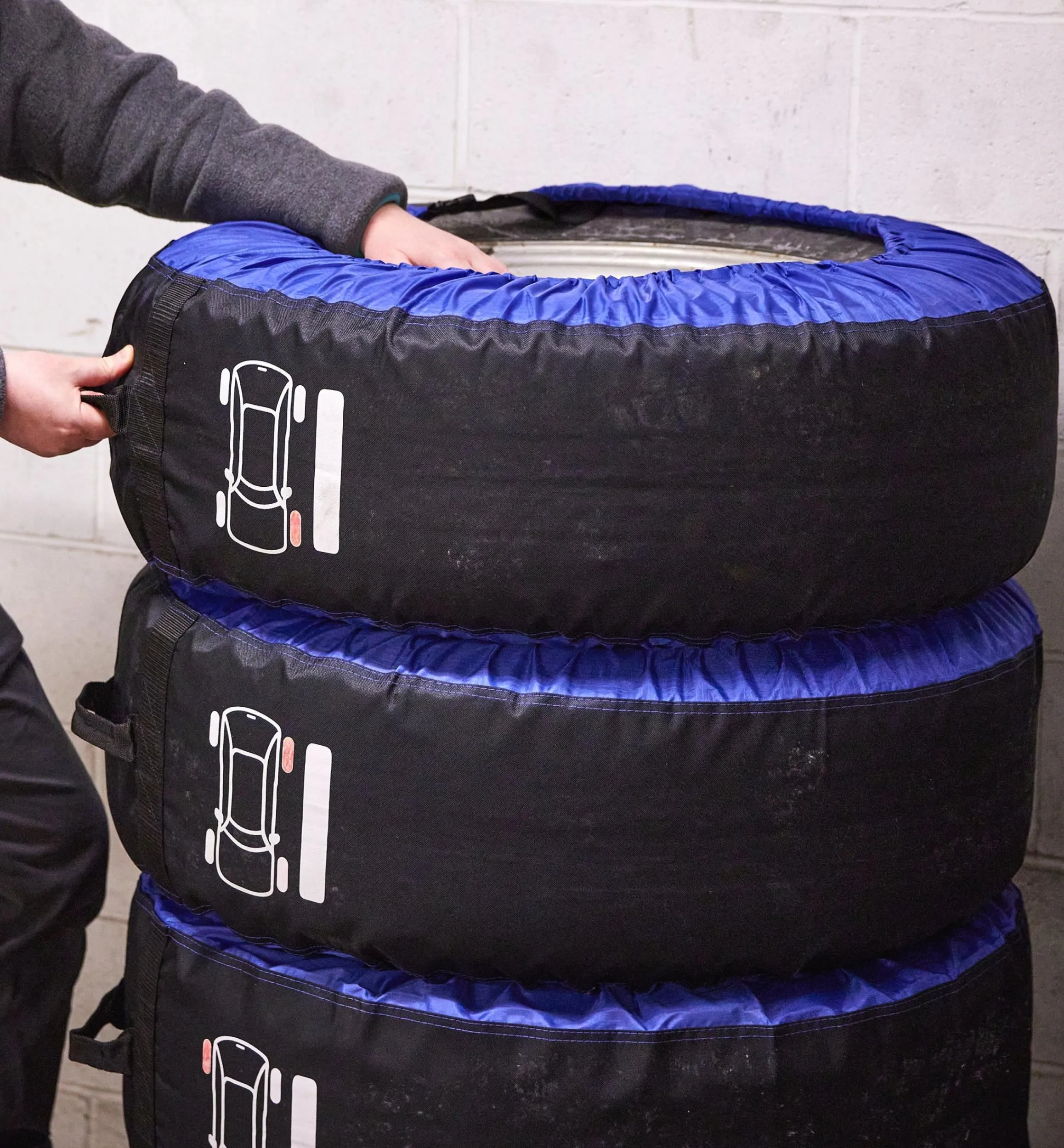 Lee Valley Car Care>Tire Bags