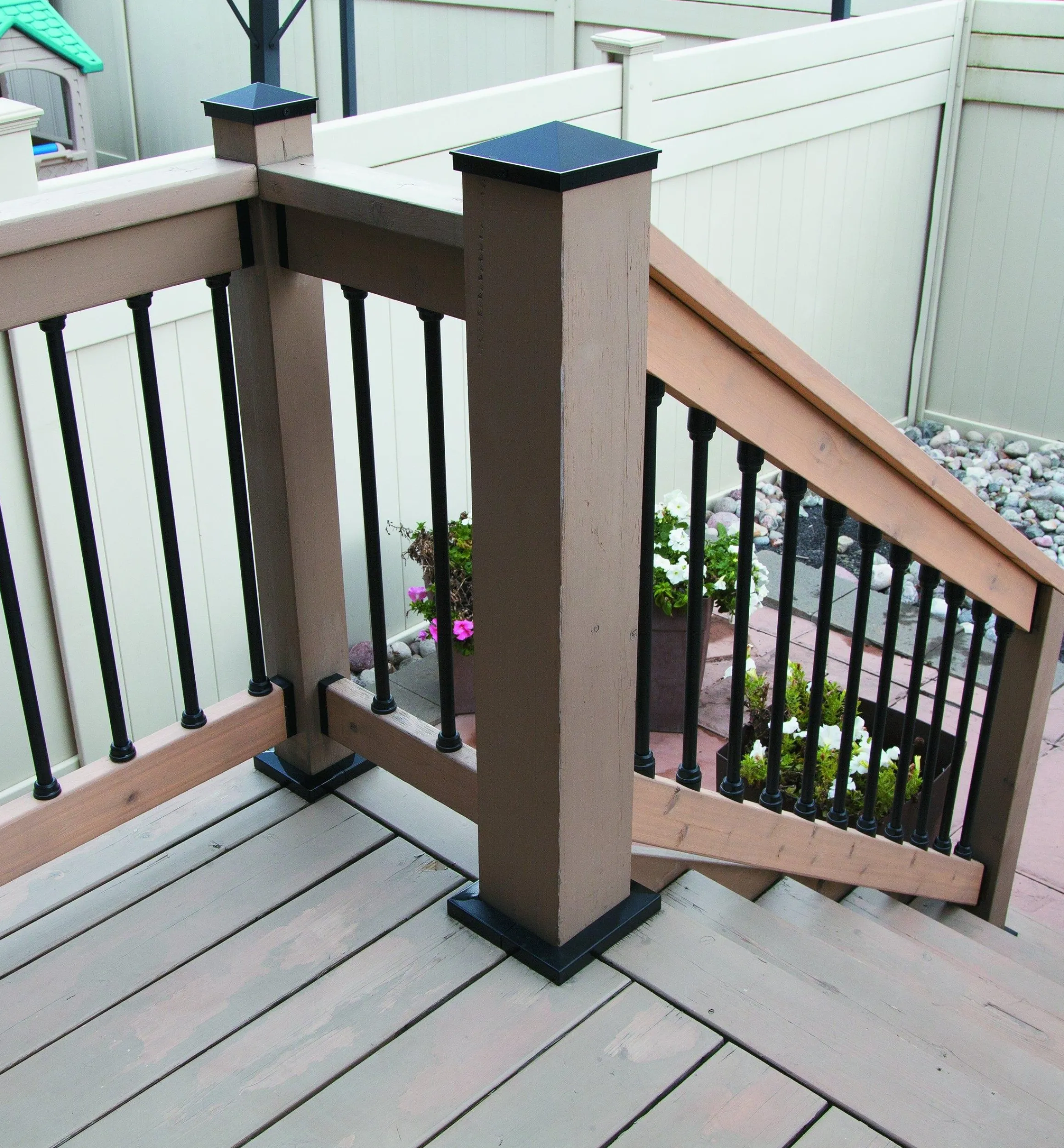 Lee Valley Outdoor Hardware>Titan Snap 'N Lock Baluster System