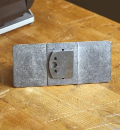 Lee Valley Sharpening>Tormek Molding Knife Attachment