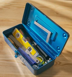 Lee Valley Workshop>Toyo Medium Stackable Toolbox