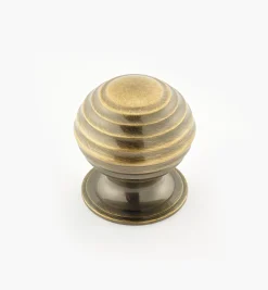 Lee Valley Knobs>Turned Brass Ridged Knobs