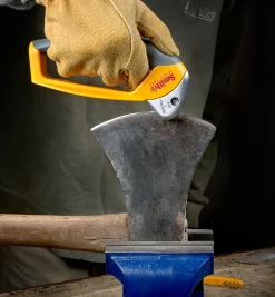 Lee Valley Sharpening>Two-Piece Axe & Machete Sharpening Set