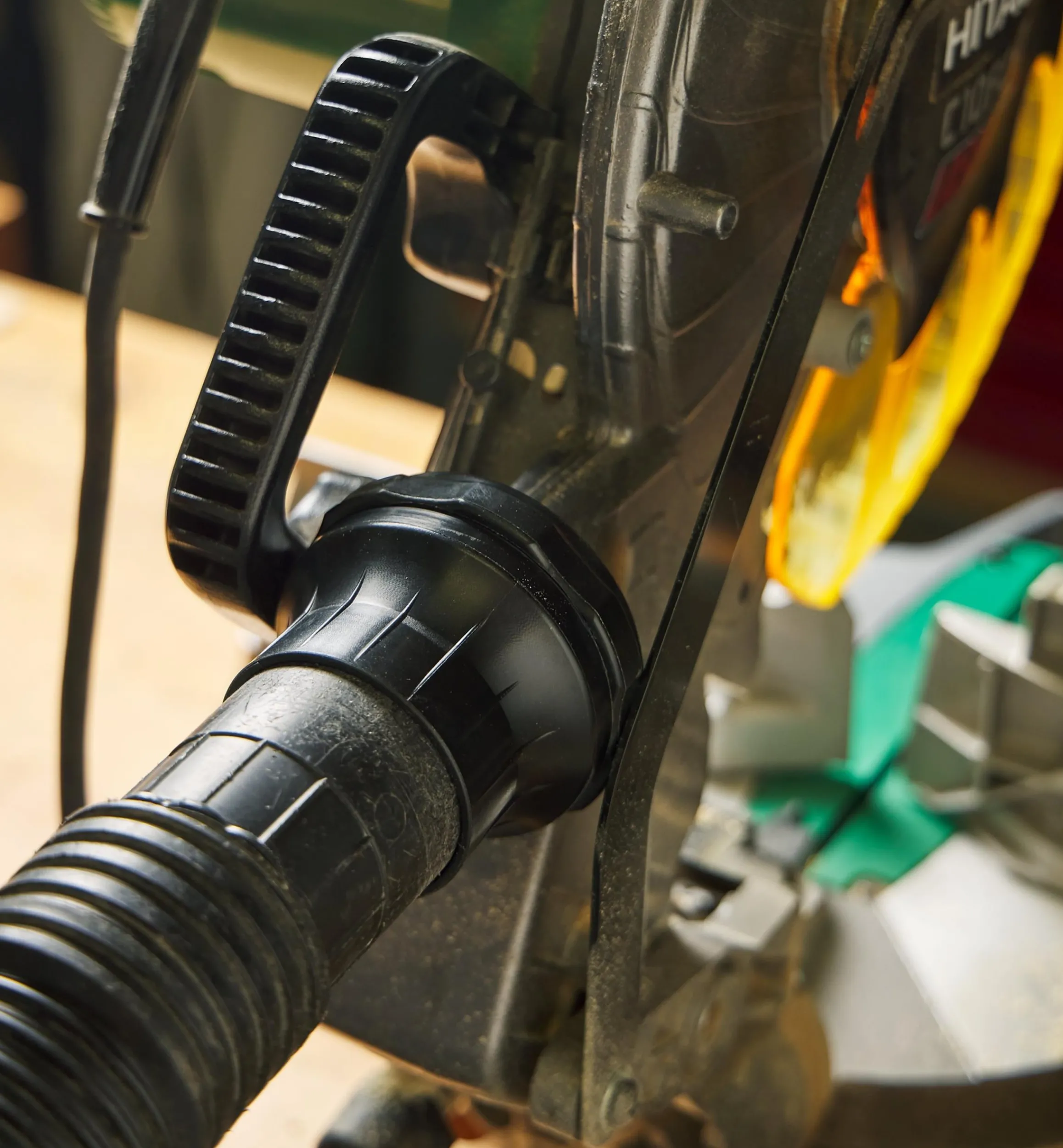 Lee Valley Workshop>Vacuum Adapter